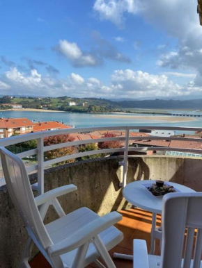 Apartamento EL PILAR con vistas a la bahía y a los picos